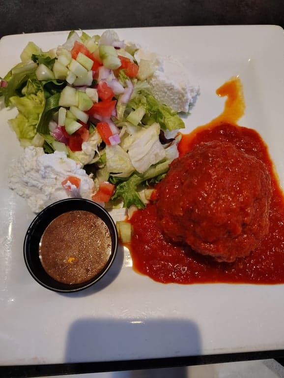 Cav's Kitchen & Cocktails photo