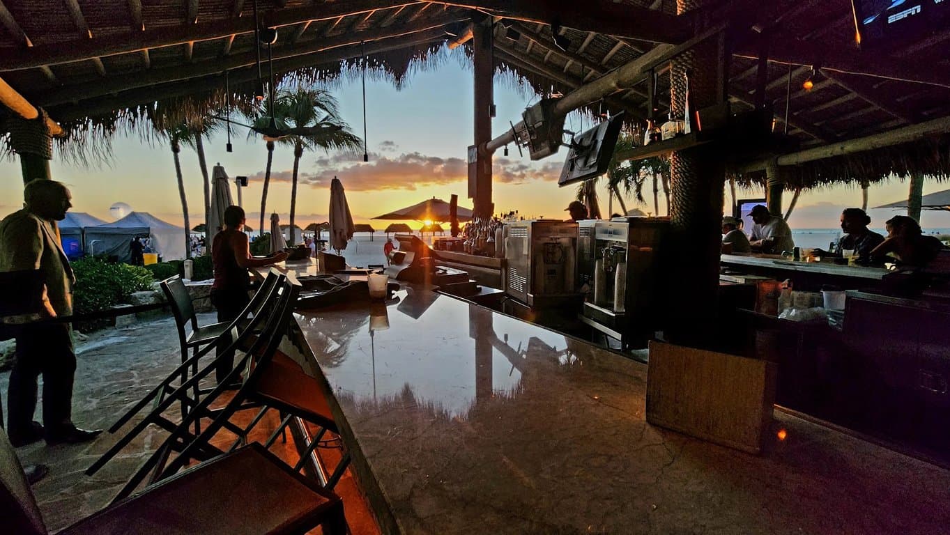 Kane Tiki Bar & Grill photo
