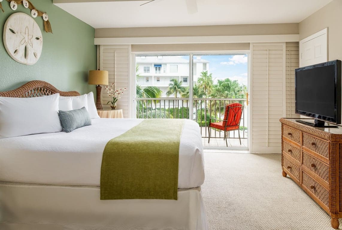 Olde Marco Island Inn & Suites photo