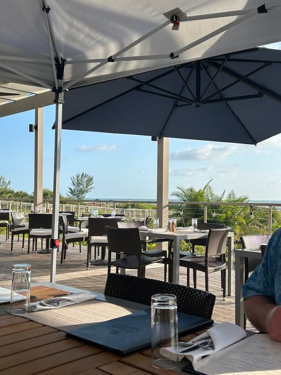 The Deck at 560 photo