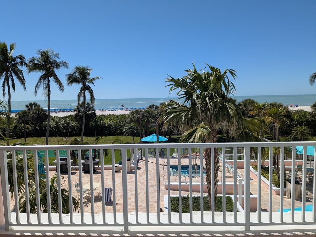 The Surf Club of Marco Resort, a Hilton Grand Vacations Club photo