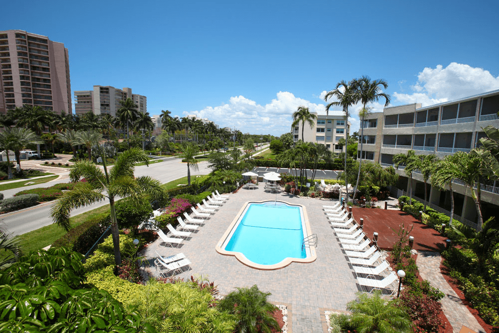 Marco Beach Vacation Suites photo