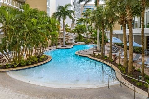 Marriott's Crystal Shores photo