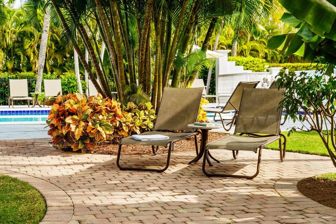 Olde Marco Island Inn & Suites photo