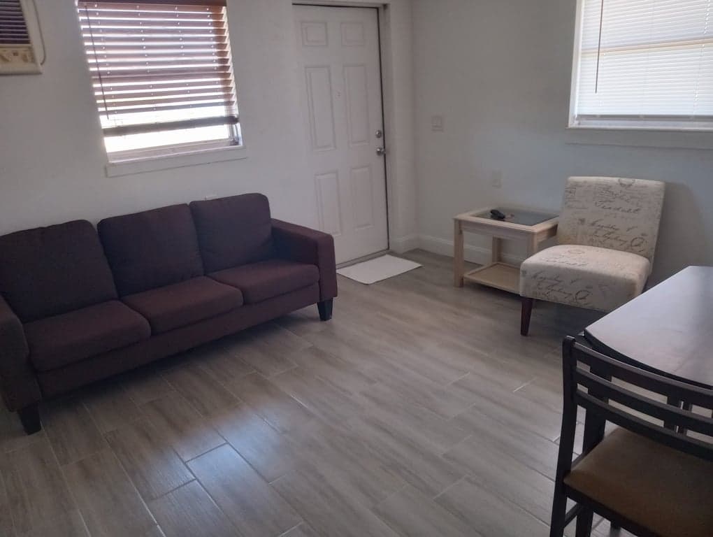 Pink House Motel photo