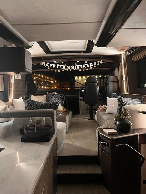 TIME 4 U Yacht photo