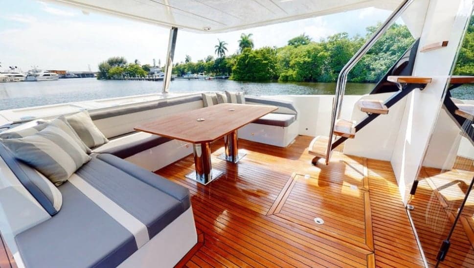 TIME 4 U Yacht photo