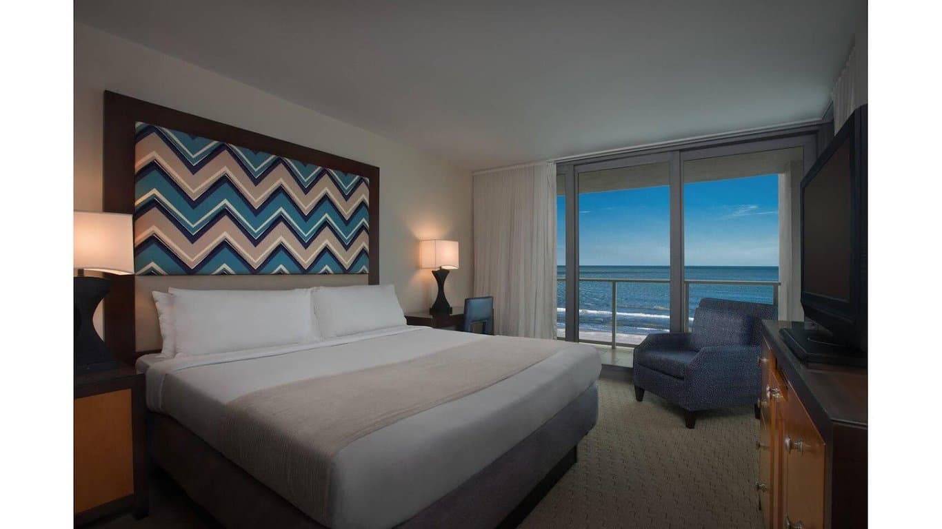 Marriott's Crystal Shores photo