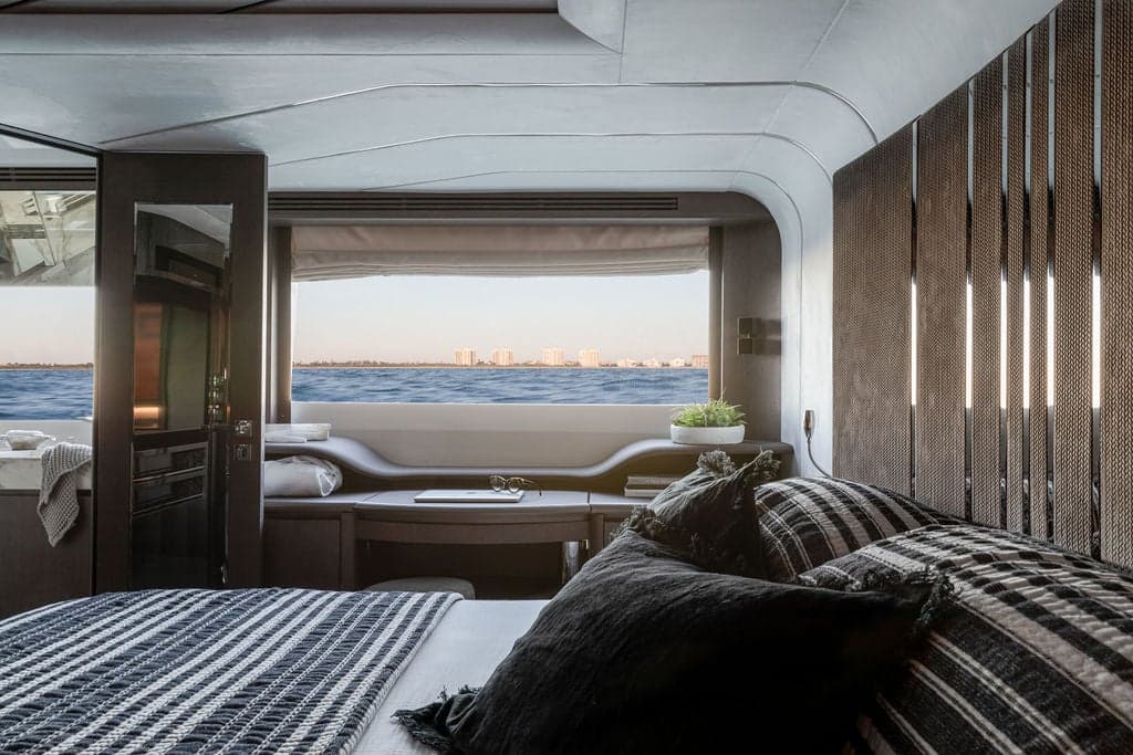 TIME 4 U Yacht photo