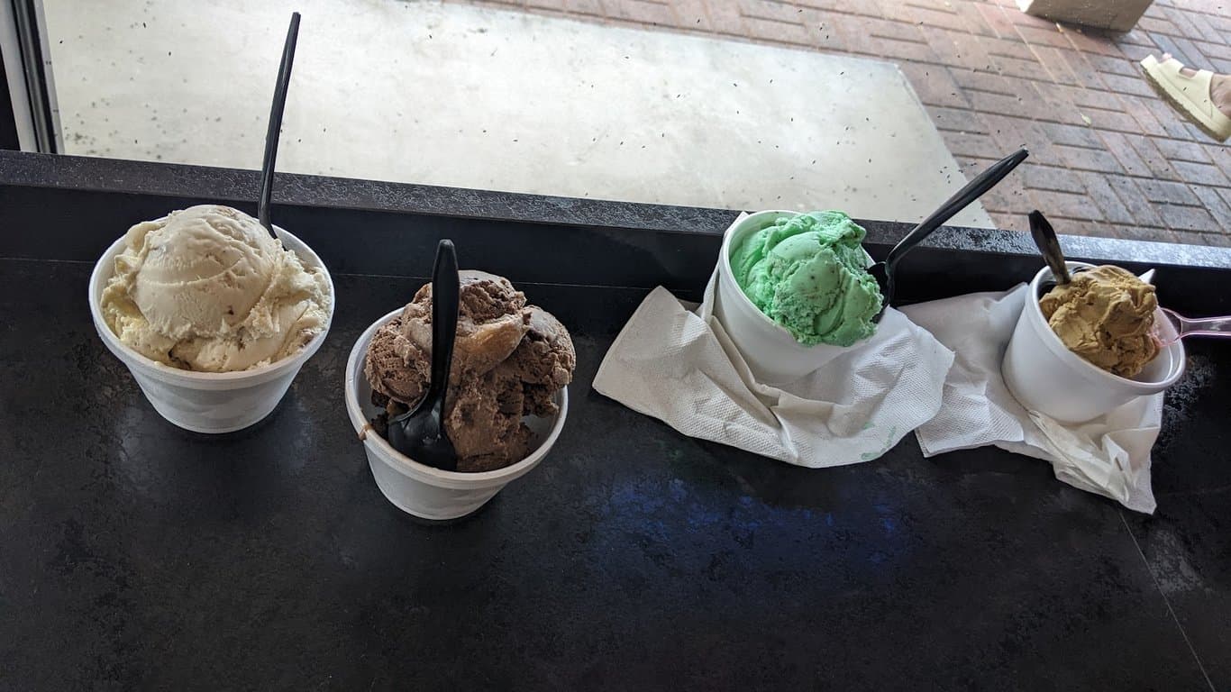 Beebe's Ice Cream photo