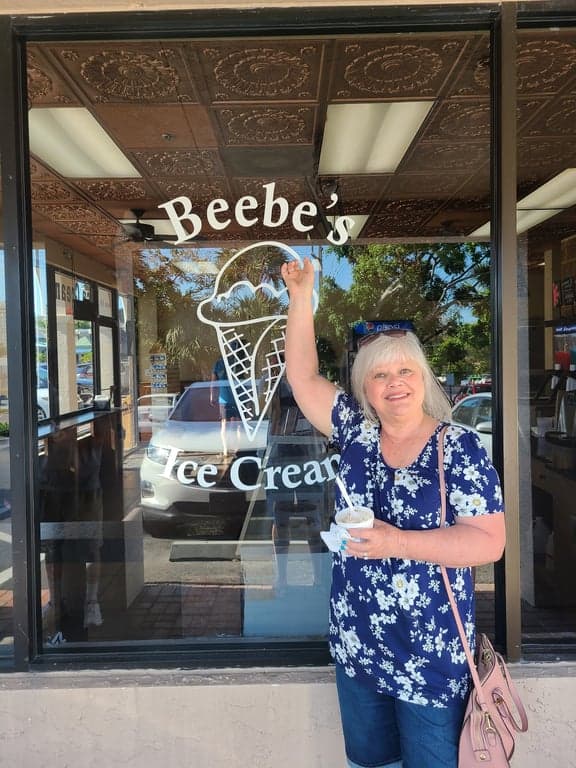 Beebe's Ice Cream photo